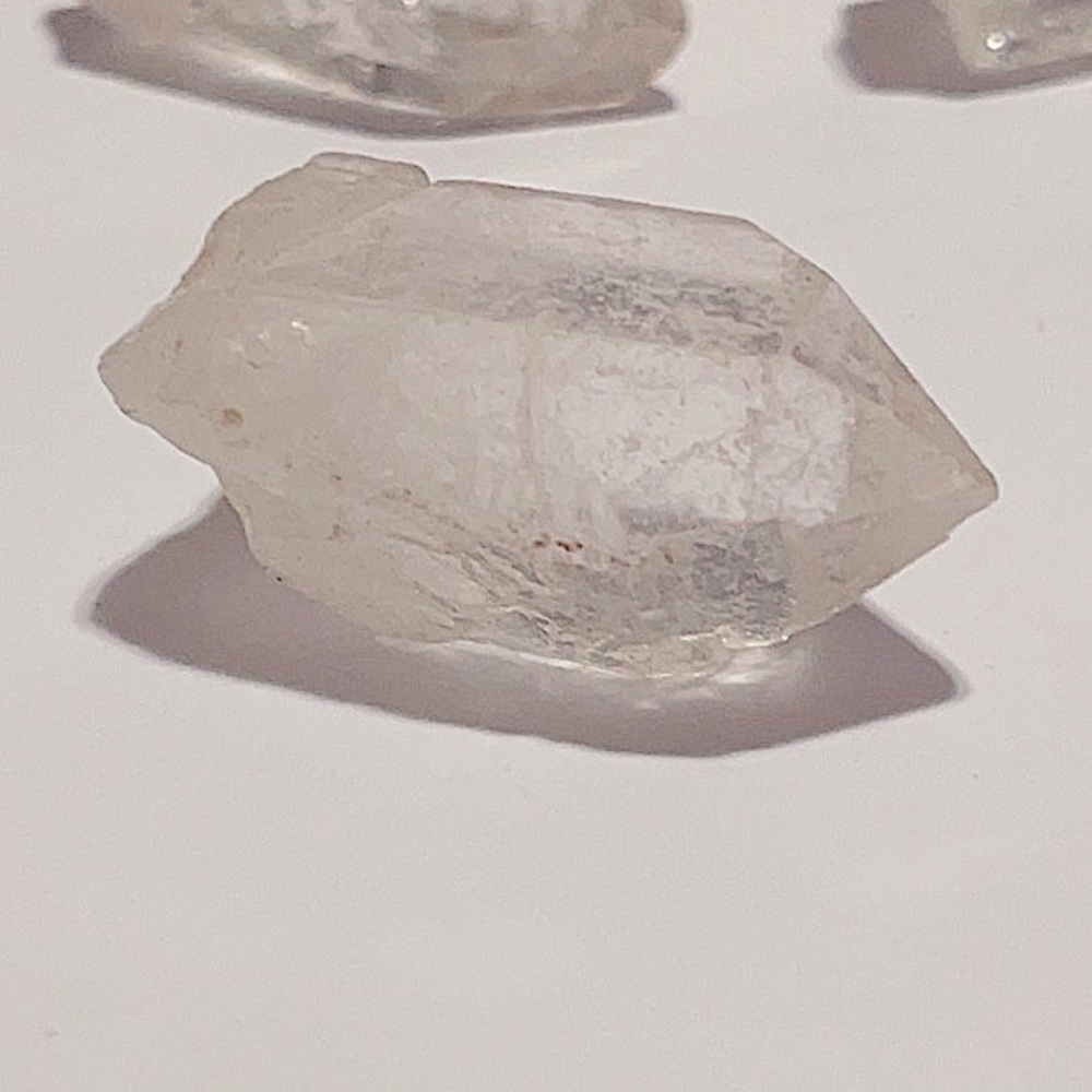 Authentic Clear Quartz points - Picture 2 of 16
